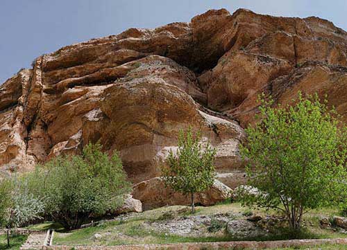 saapra-نادرکاوه