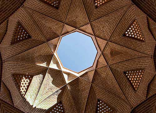 saapra-نادرکاوه