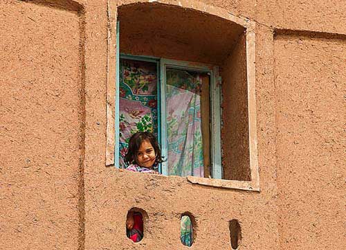 saapra-نادرکاوه