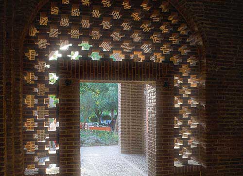 saapra-نادرکاوه