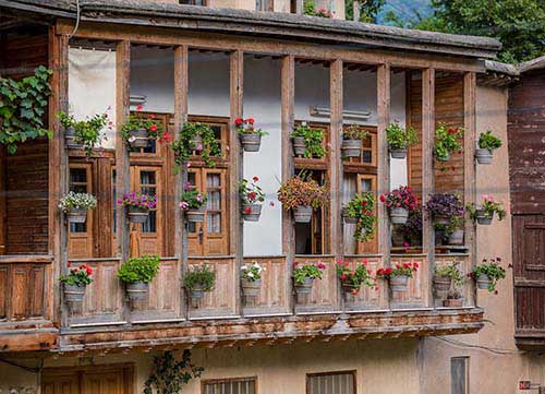 saapra-نادرکاوه