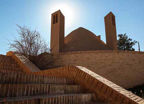 saapra-نادرکاوه