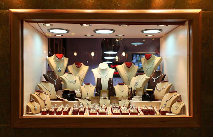 saapra-نادرکاوه