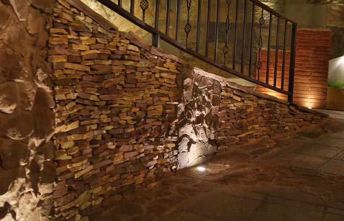 saapra-نادرکاوه