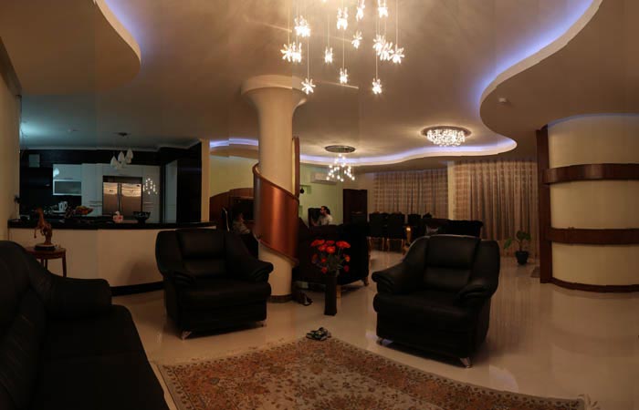 saapra-نادرکاوه