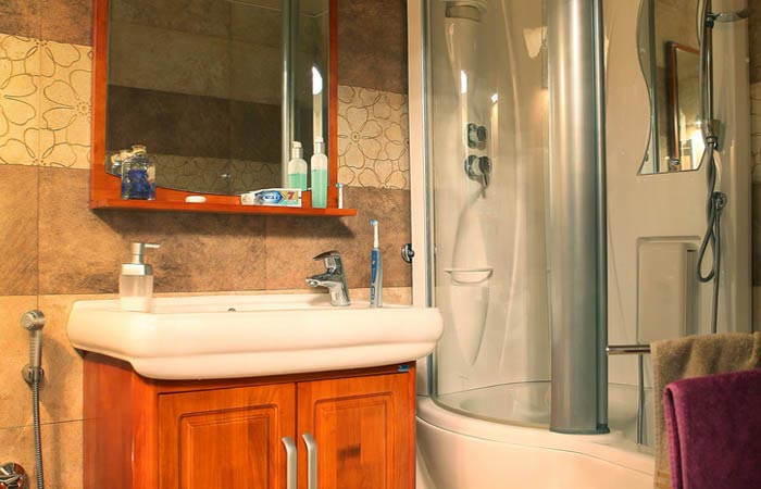 saapra-نادرکاوه